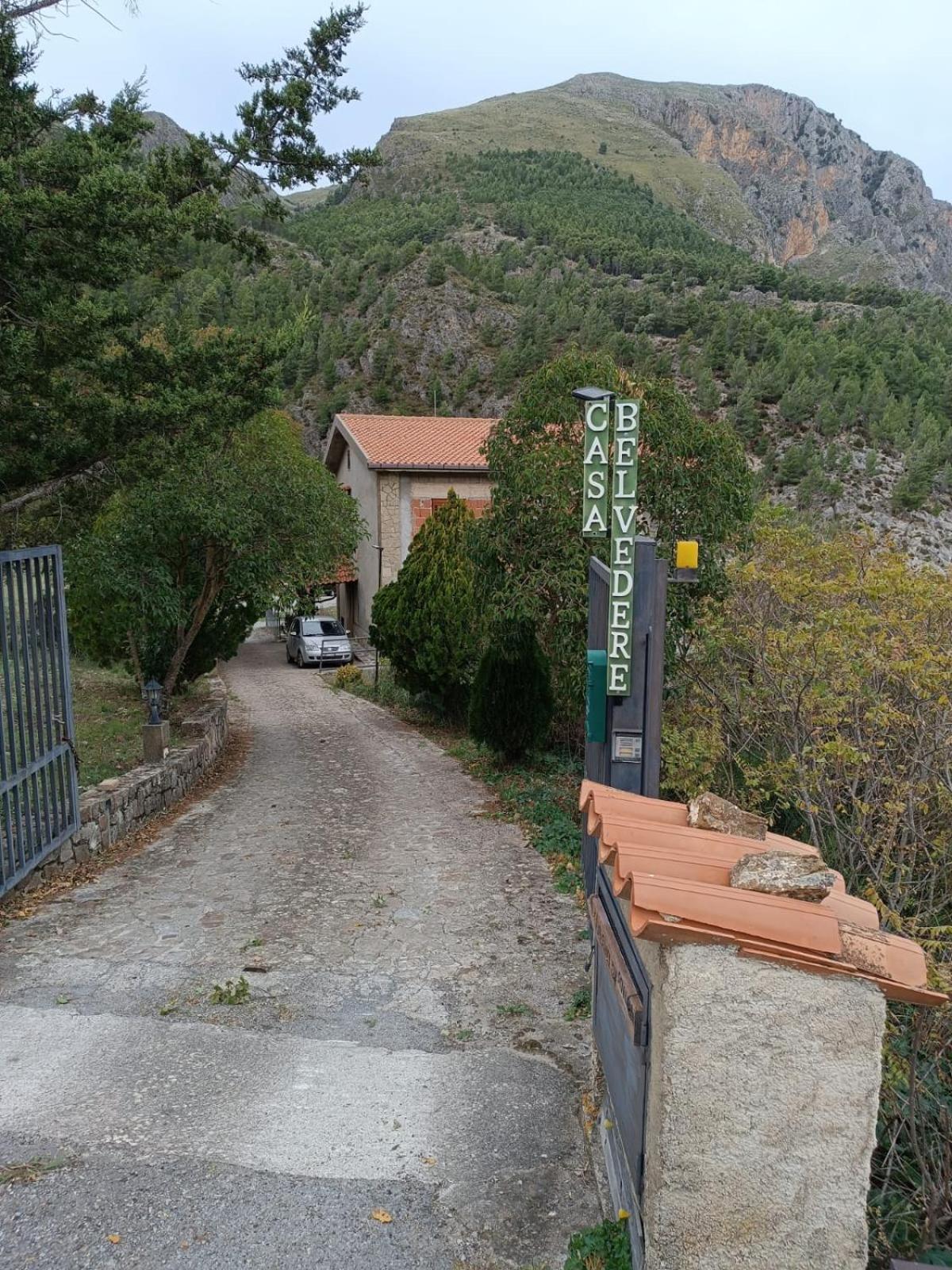 Casa Belvedere Isnello Eksteriør bilde